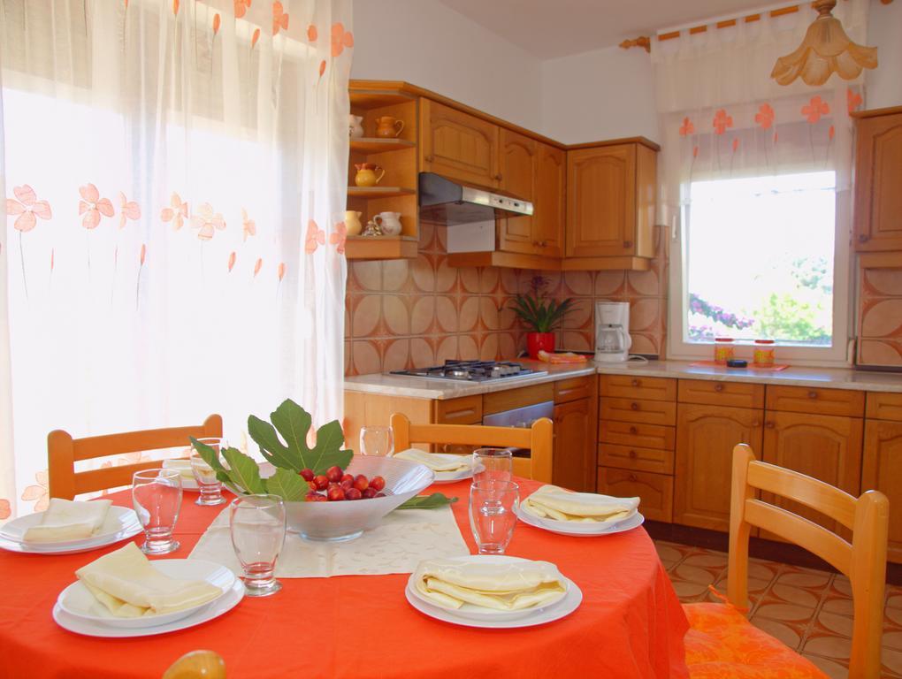 Ližnjan Apartment Taja חדר תמונה