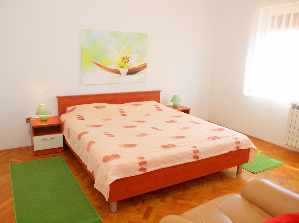Ližnjan Apartment Taja חדר תמונה