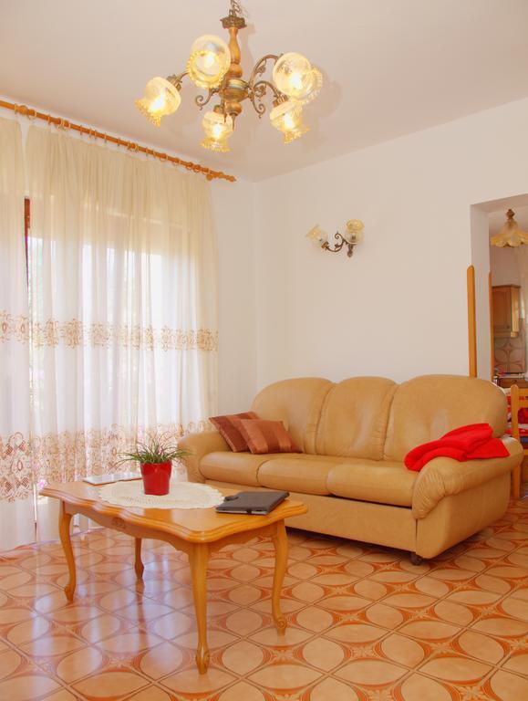 Ližnjan Apartment Taja מראה חיצוני תמונה