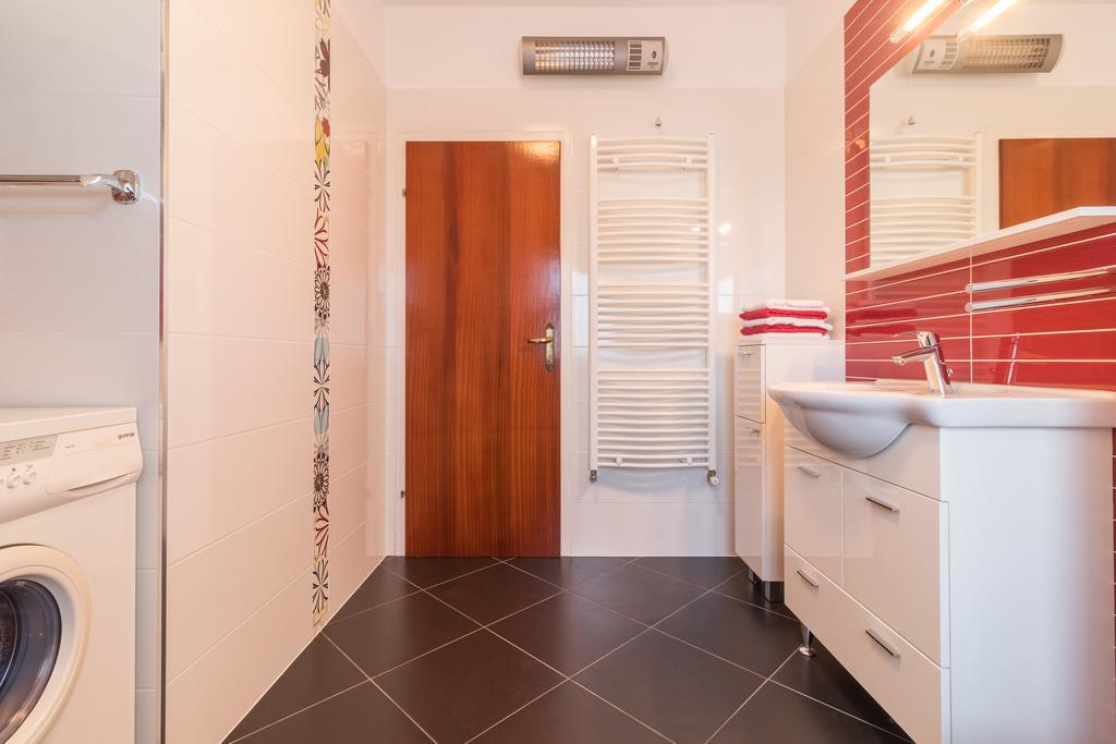 Ližnjan Apartment Taja מראה חיצוני תמונה