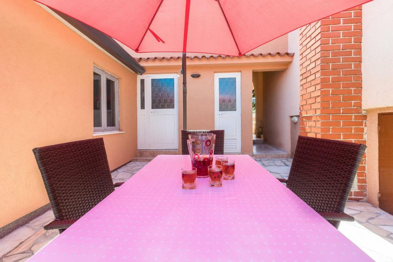 Ližnjan Apartment Taja מראה חיצוני תמונה