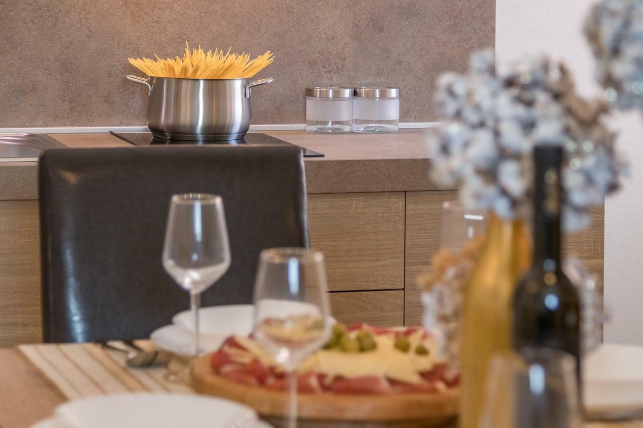 Ližnjan Apartment Taja מראה חיצוני תמונה