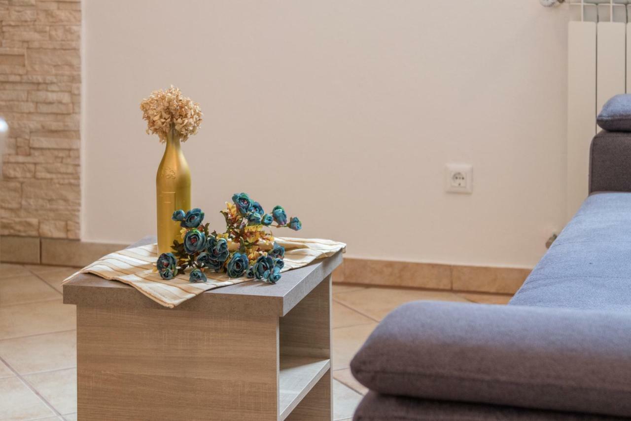 Ližnjan Apartment Taja מראה חיצוני תמונה