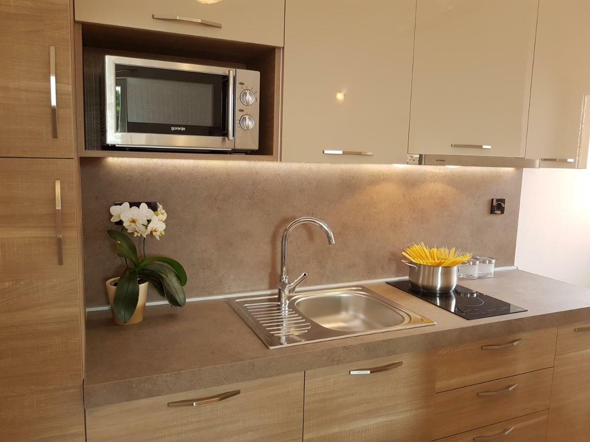 Ližnjan Apartment Taja מראה חיצוני תמונה