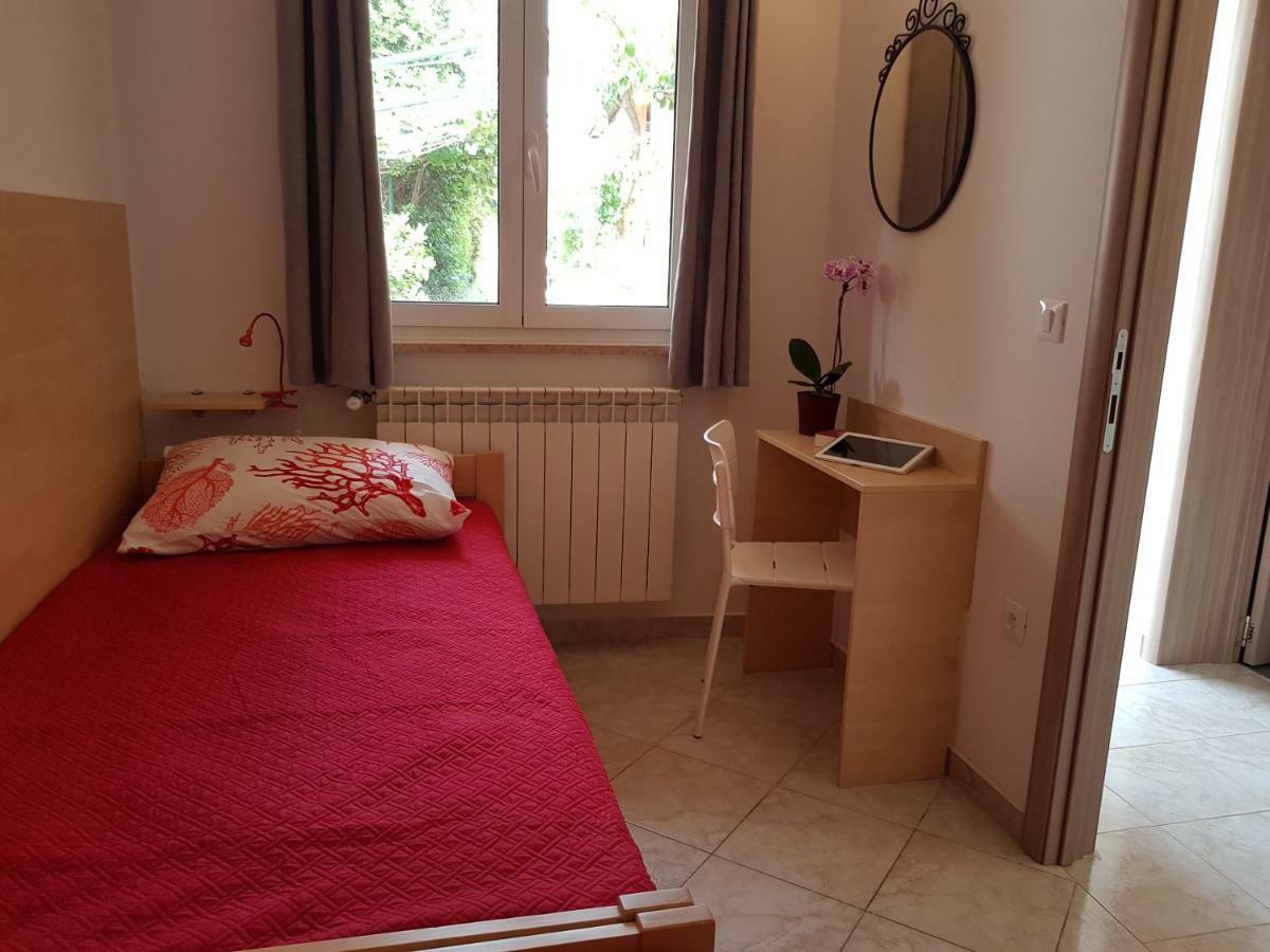 Ližnjan Apartment Taja מראה חיצוני תמונה