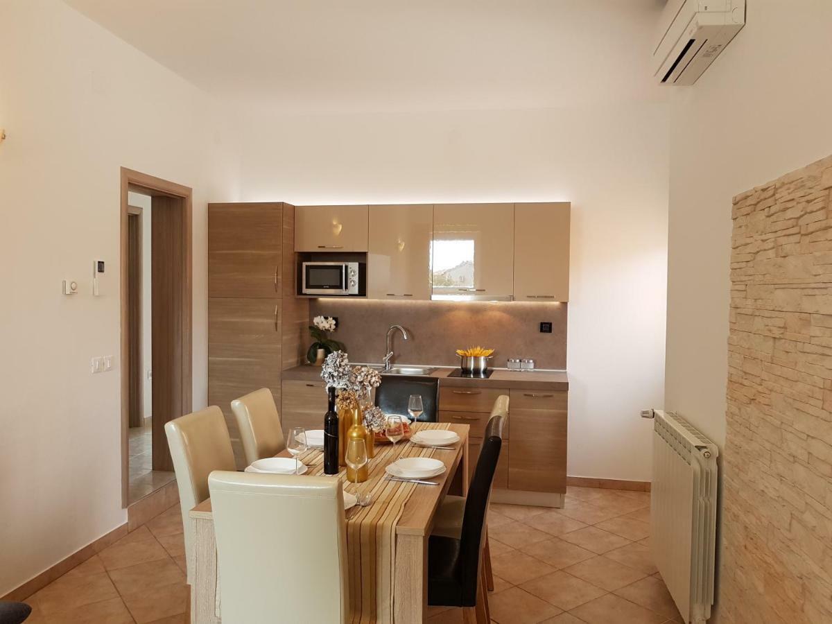 Ližnjan Apartment Taja מראה חיצוני תמונה